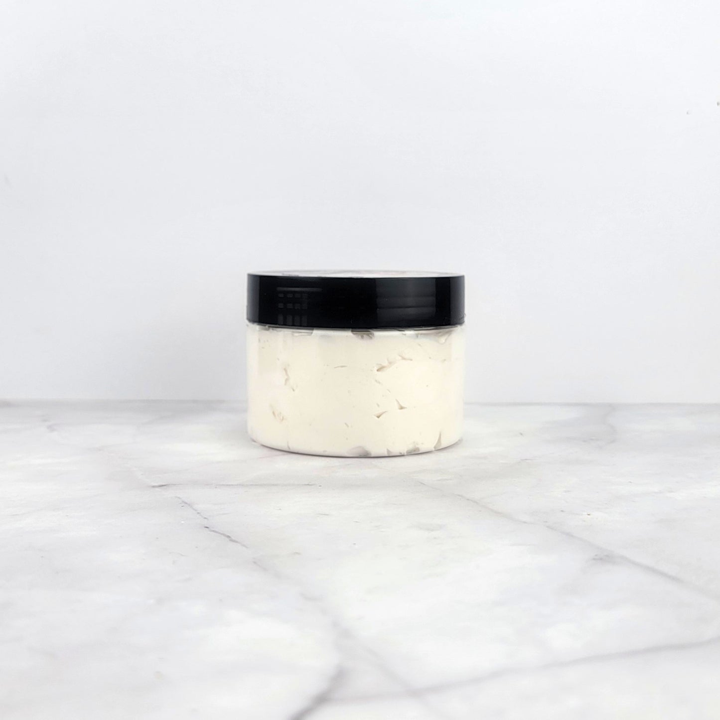 Skin-friendly paraben-free cinnamon vanilla lotion