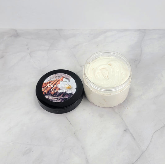 Luxurious whipped body lotion with cinnamon and vanilla scent