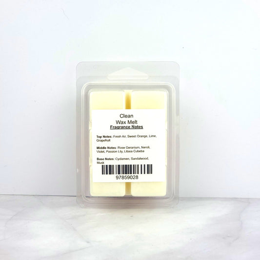 Hand-poured 100% soy wax melt with a refreshing blend of sweet orange, lime, grapefruit, and soft floral undertones.
