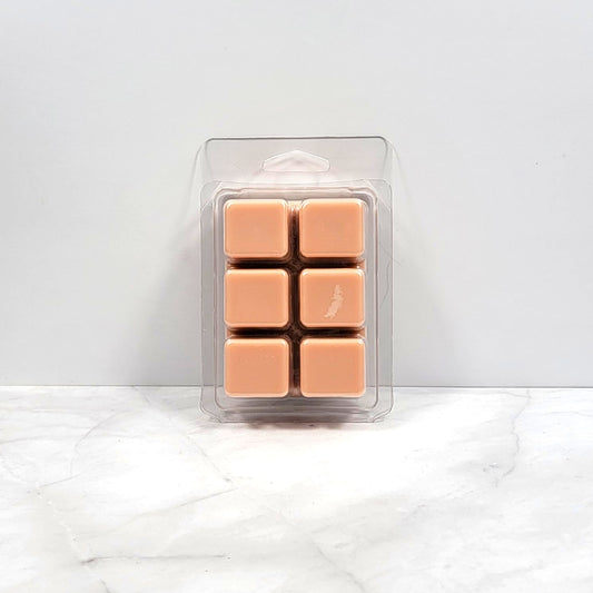 Wax melt with coffee beans and vanilla pods