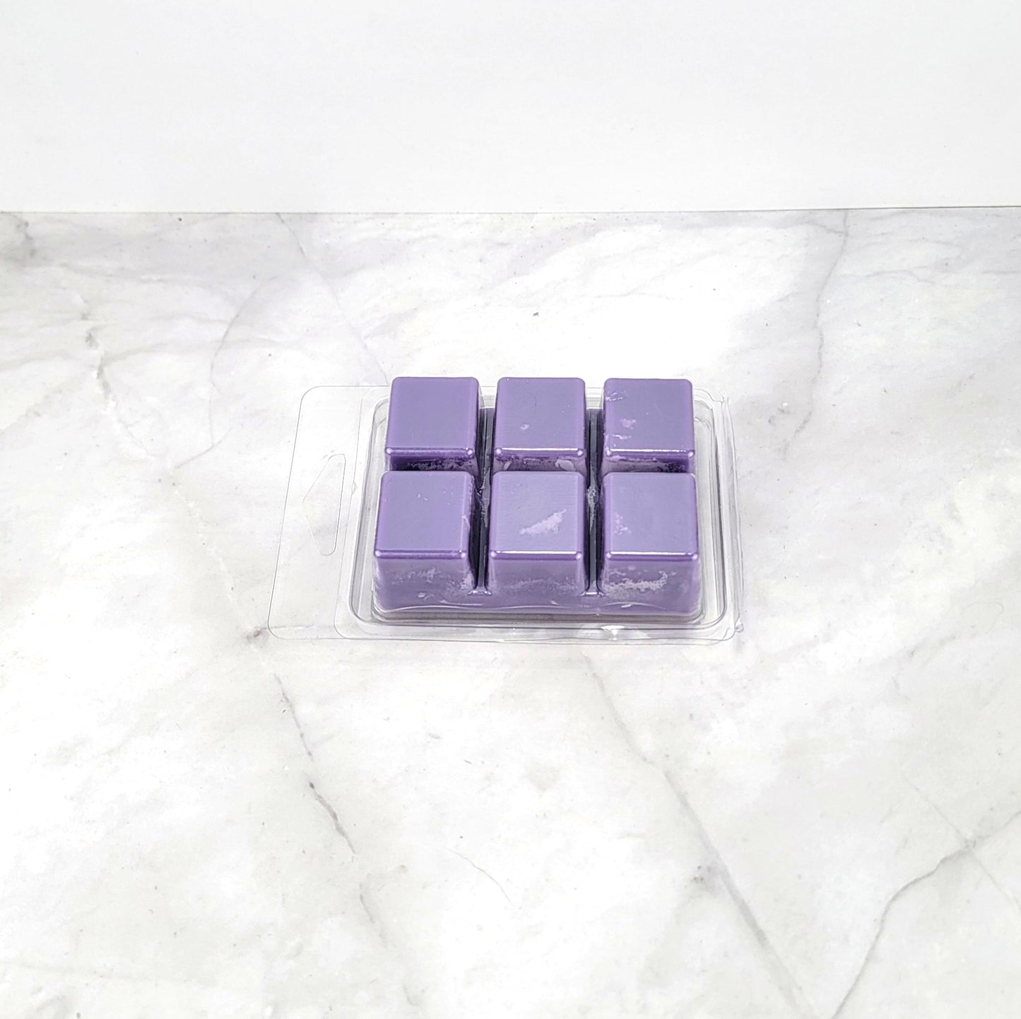 Romantic and relaxing soy wax melt with jasmine and violet