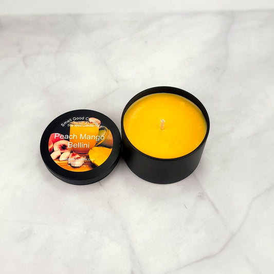 Cozy ambiance candle with a playful and bright tropical aroma.