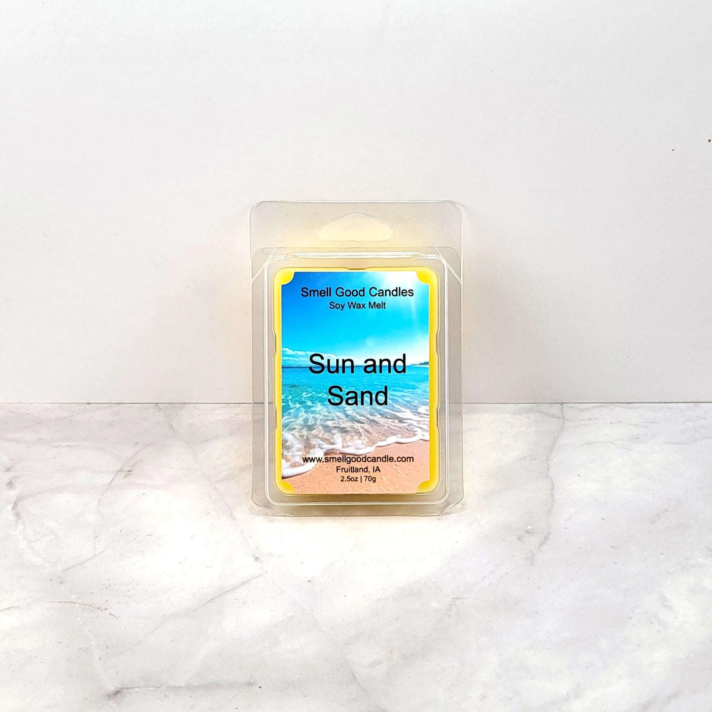 Sun and Sand soy wax melt with beachy citrus and floral scent