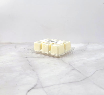 Fresh and clean soy wax melt inspired by Yankee Candle Clean Cotton