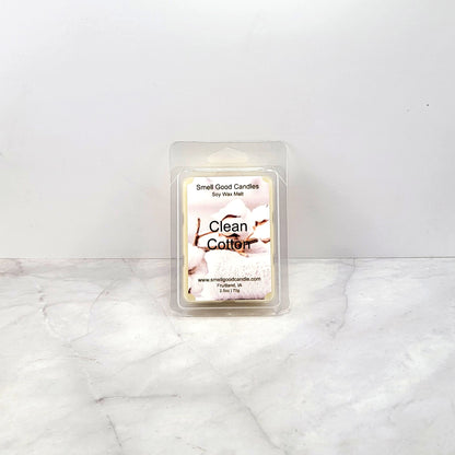 Laundry-inspired wax melt with lemon, violet, and baby powder notes