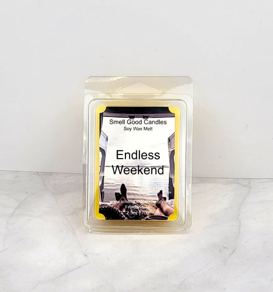 Endless Weekend Soy Wax Melt – citrus, berry, magnolia, and vanilla scent.