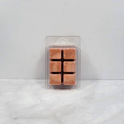 Hand-poured soy wax melt with smoky BBQ and maple syrup aroma