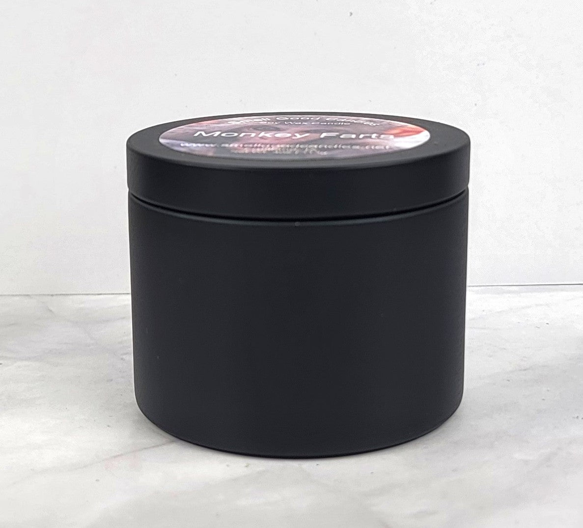 Hand-poured soy wax candle with a fun, fruity blend of banana and strawberries.