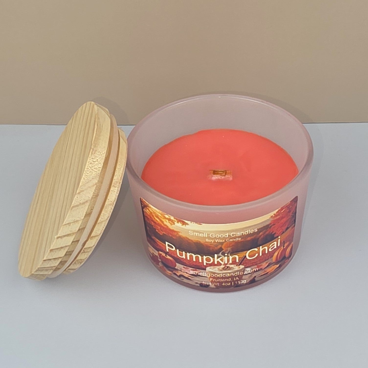 Hand-poured fall candle with cinnamon, clove, and vanilla aroma