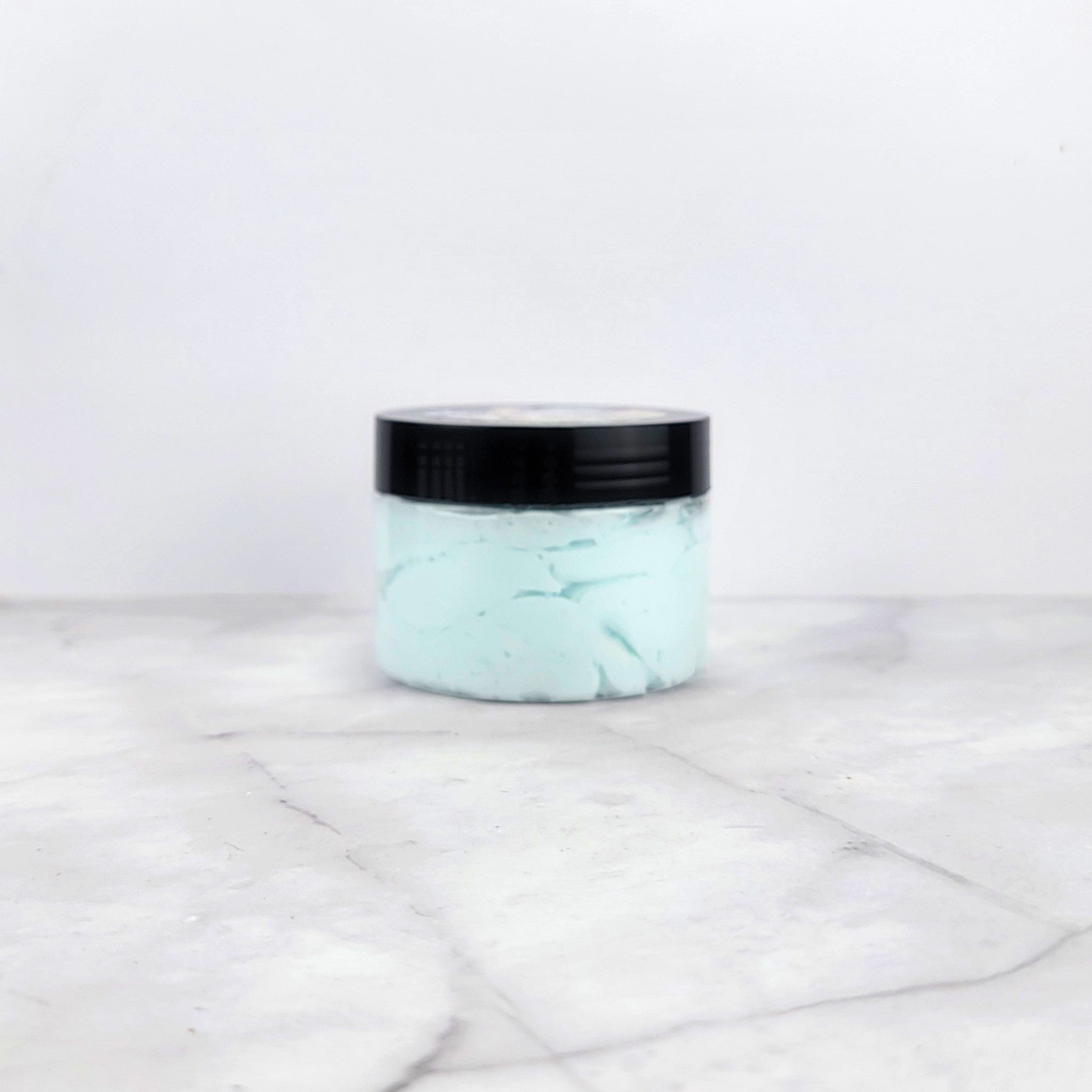 Fresh & clean scented body lotion inspired by coastal serenity.