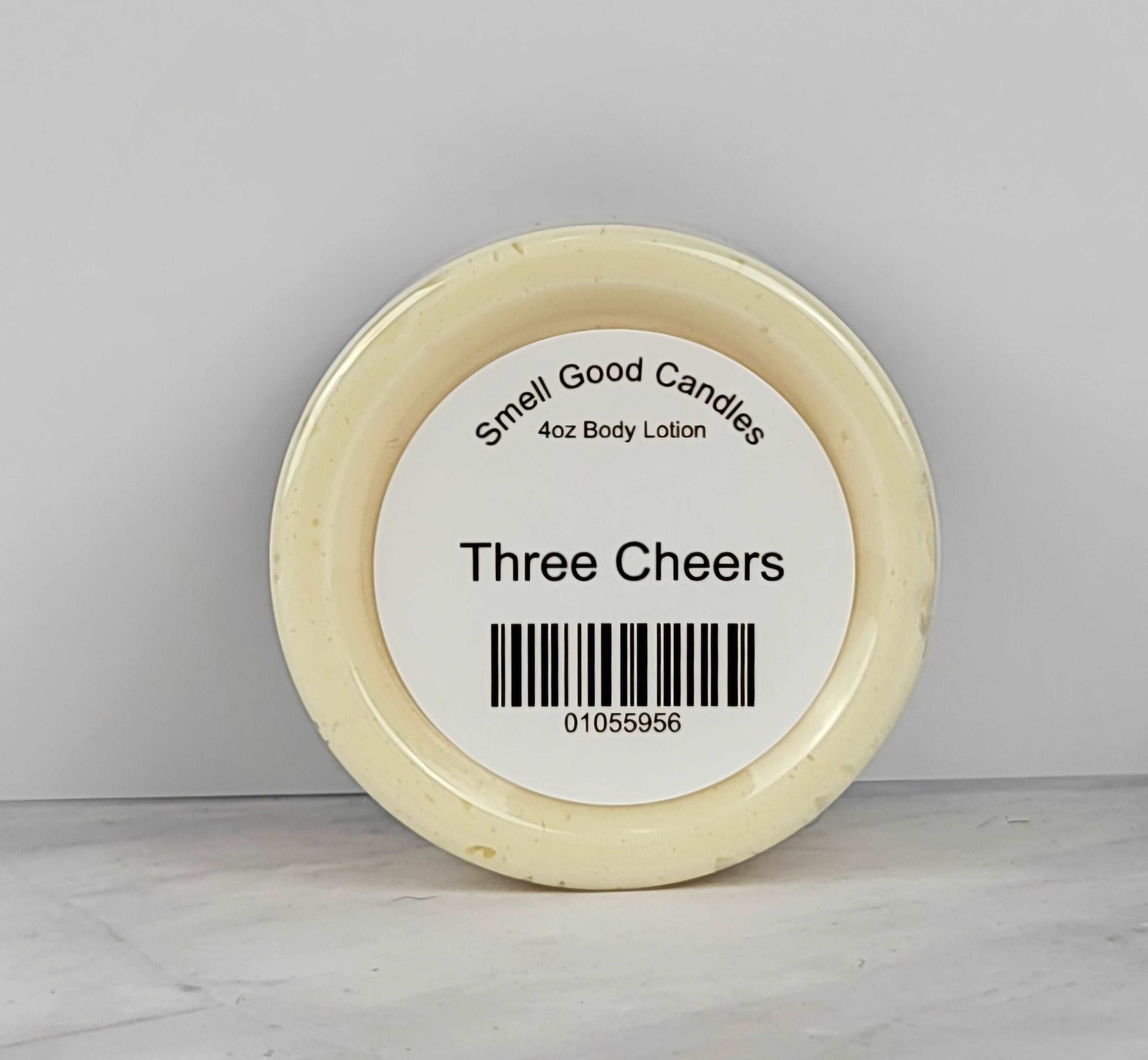 Silky smooth, hydrating lotion with festive, long-lasting fragrance